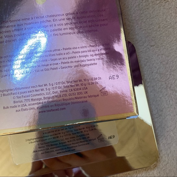 Too Faced Sugar Peach palette - Picture 2 of 2